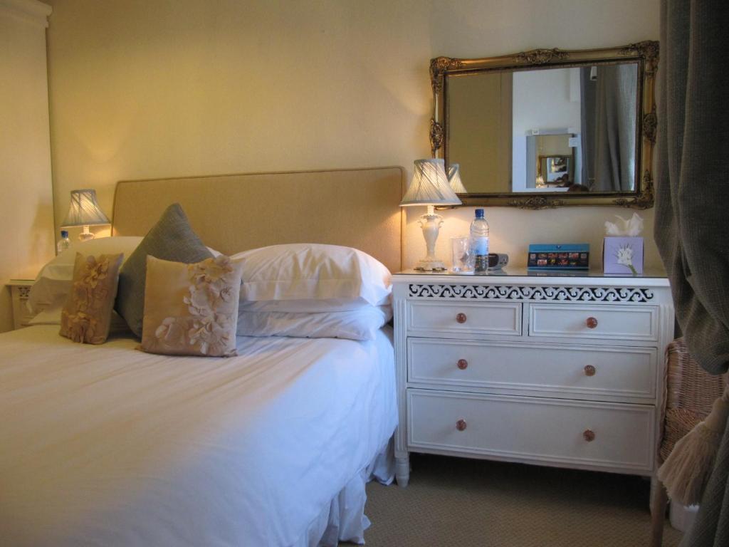 The Shirley Bed and Breakfast Torquay Værelse billede